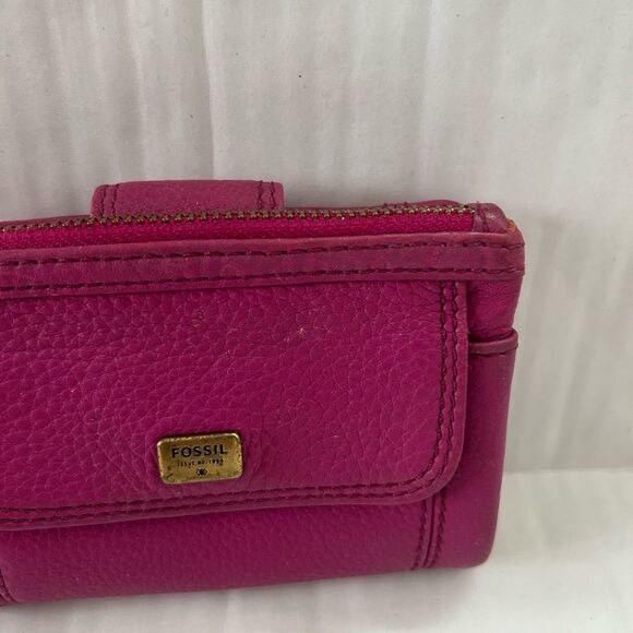 Fossil Emma Trifold Pink Leather Wallet - Picture 2 of 14